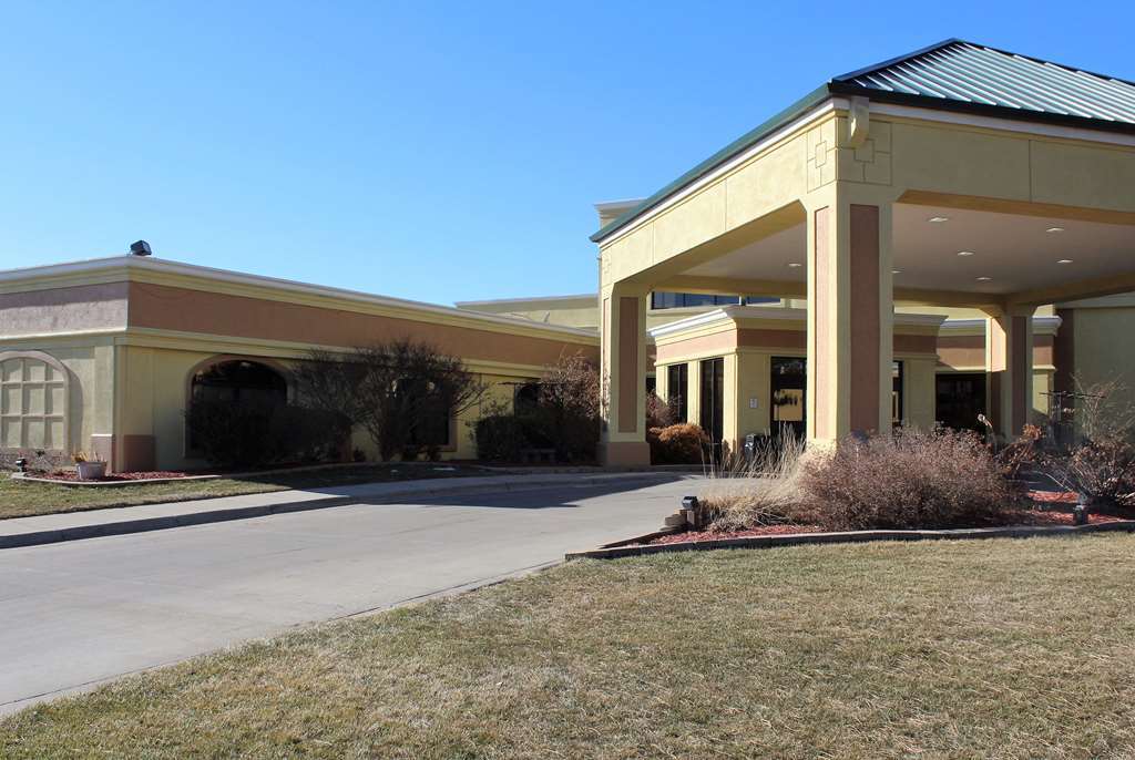 Ramada By Wyndham North Platte Hotel Exterior photo